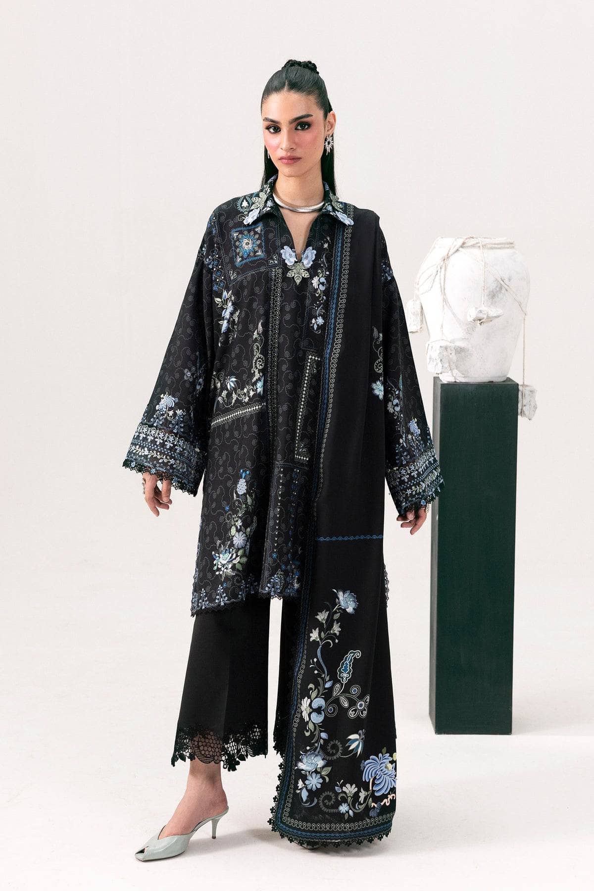 img_qalamkar_q_print_awwal_boutique