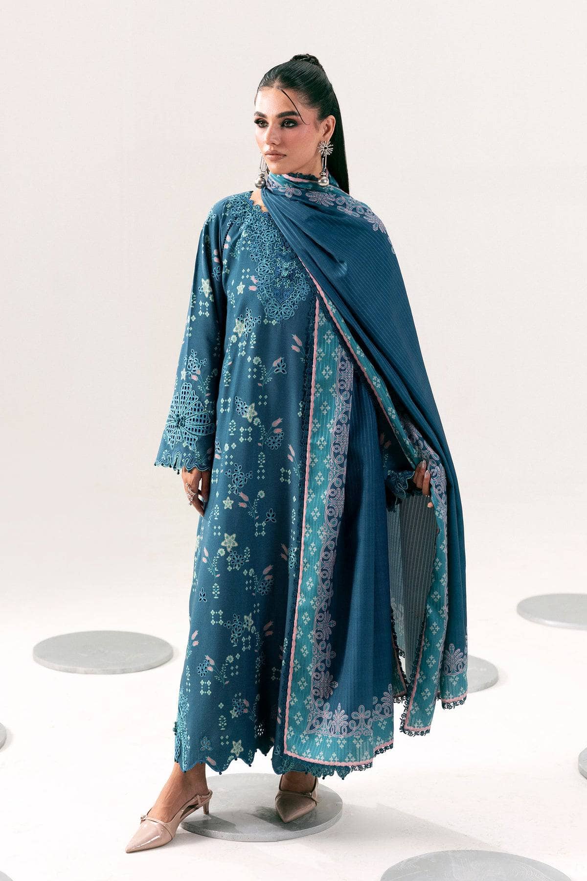 img_qalamkar_q_print_awwal_boutique