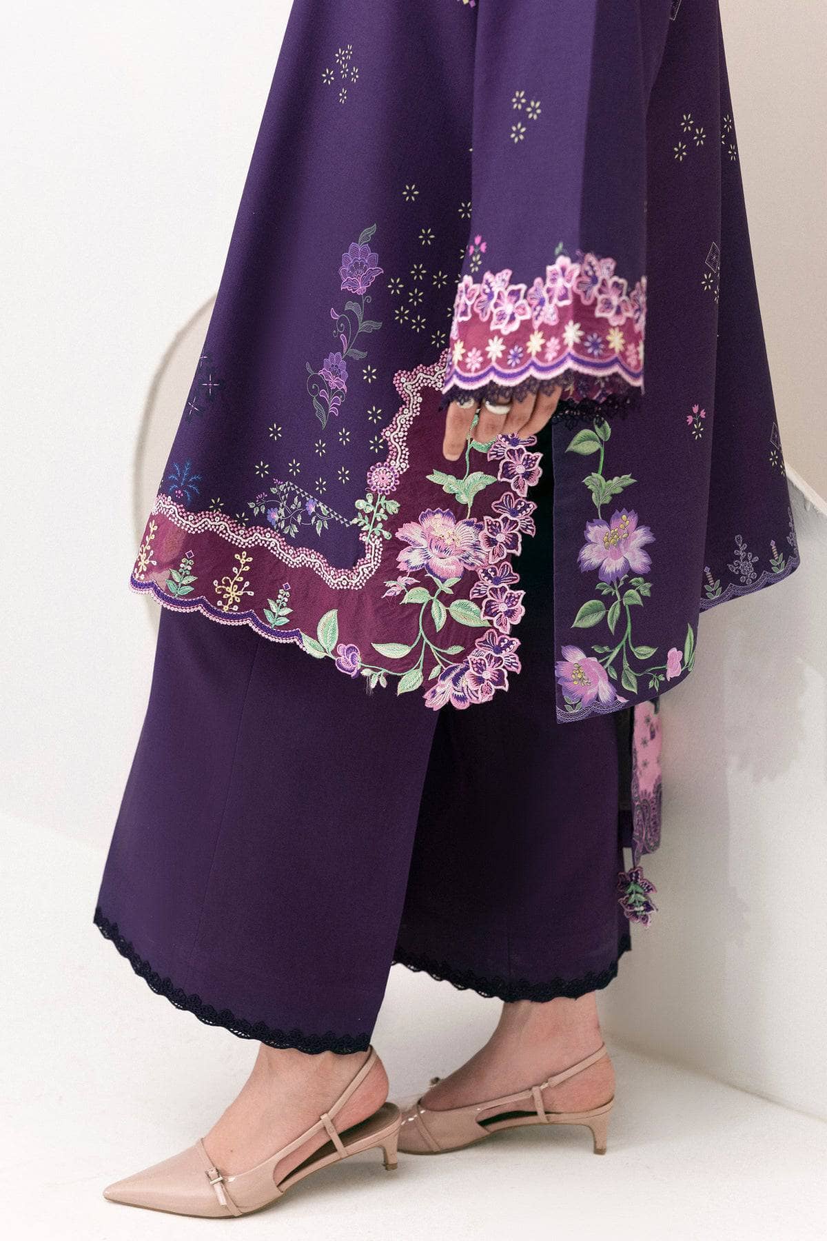 img_qalamkar_q_print_awwal_boutique