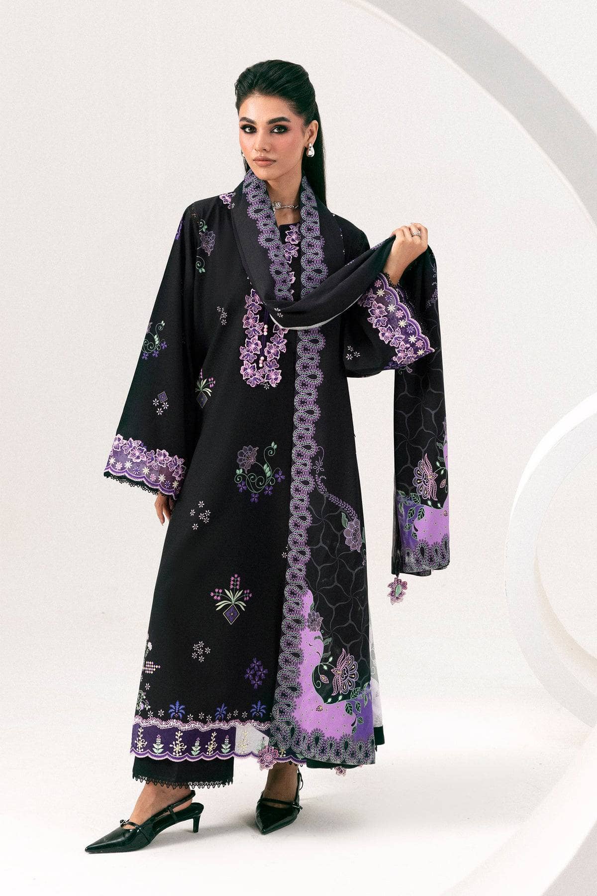 img_qalamkar_q_print_awwal_boutique