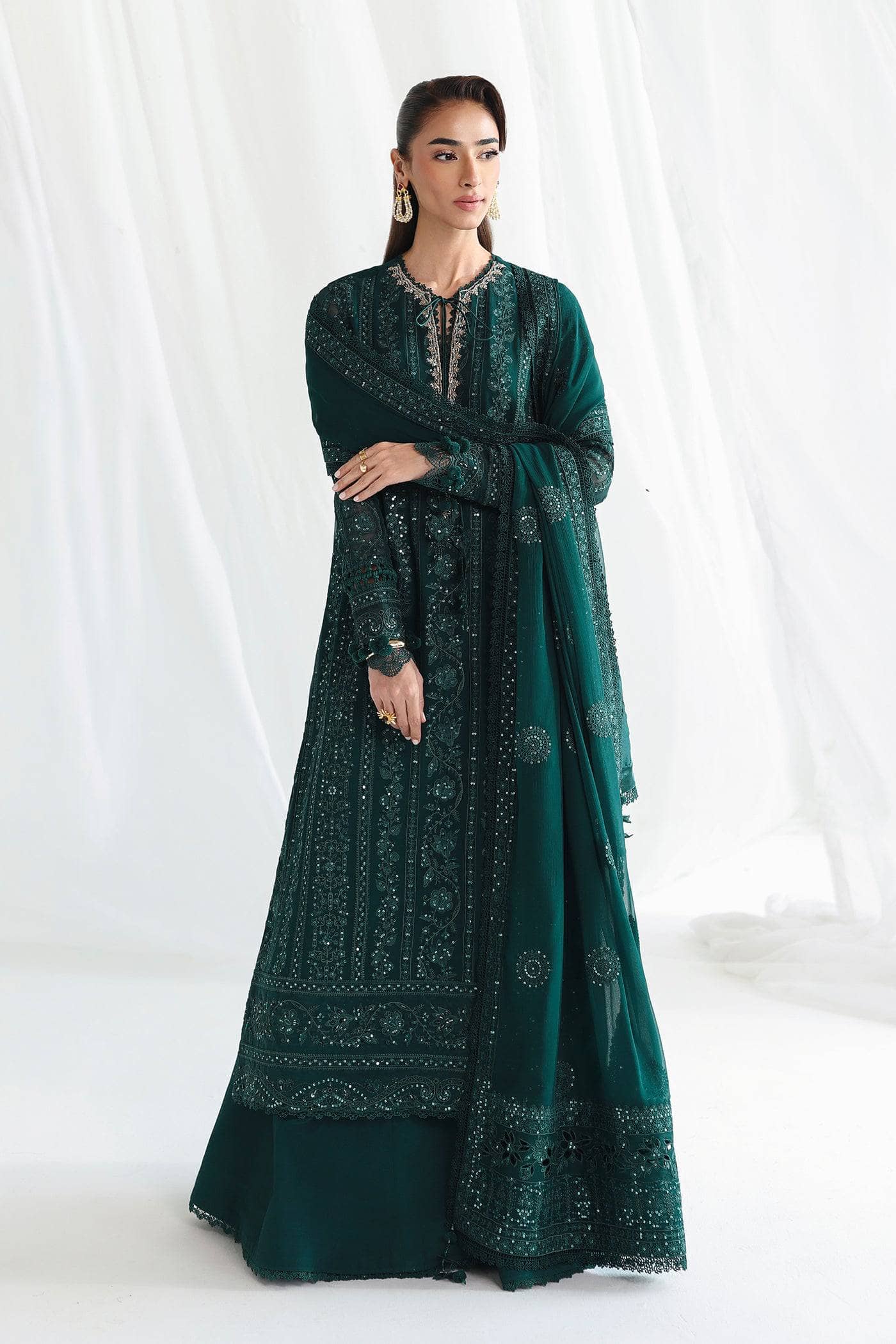 img_qalamkar_luxury_festive_formals_awwal_boutique