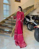 img_qalamkar_luxury_lawn_awwal_boutique