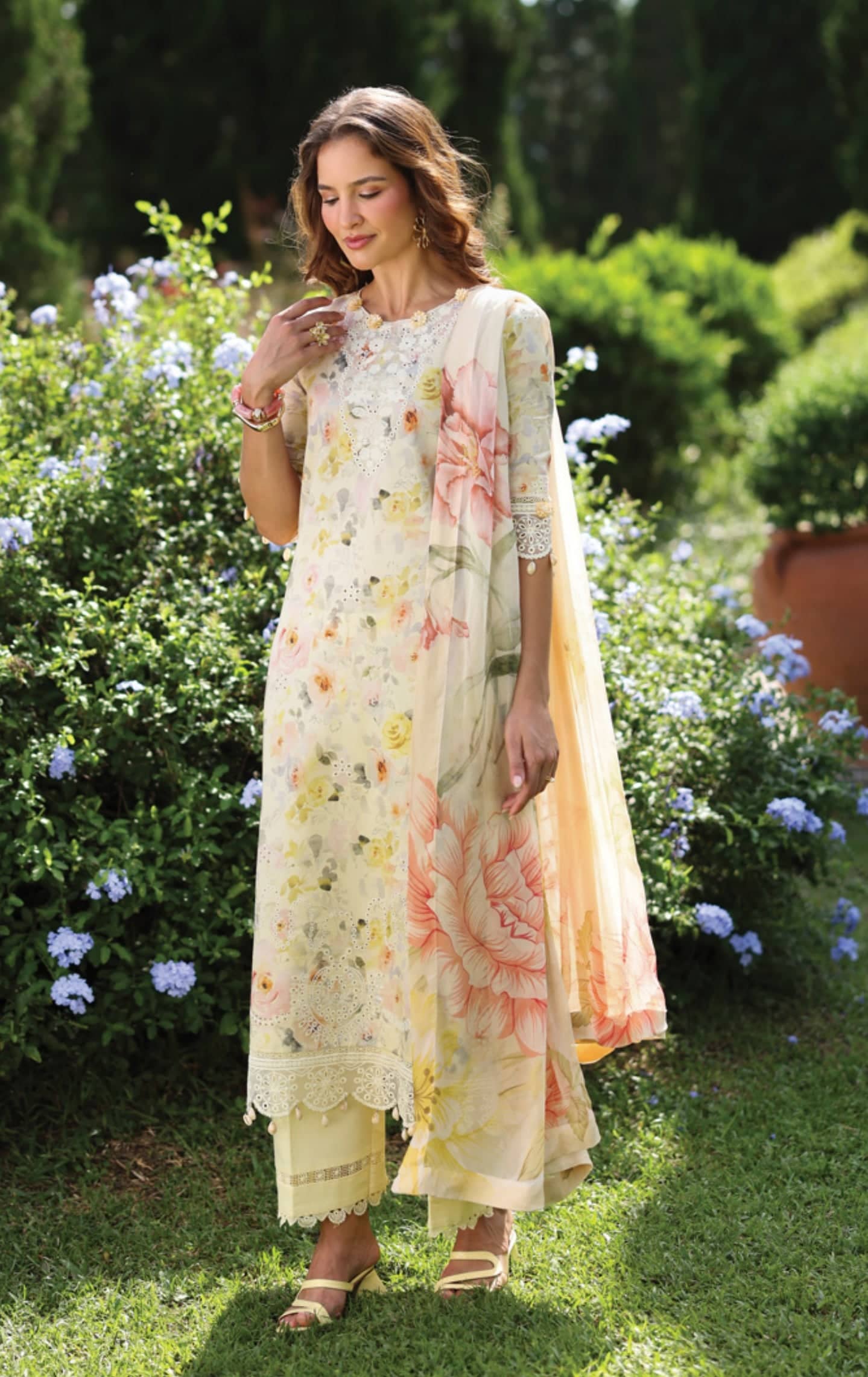 img_rang_rasiya_raaya_printkari_awwal_boutique