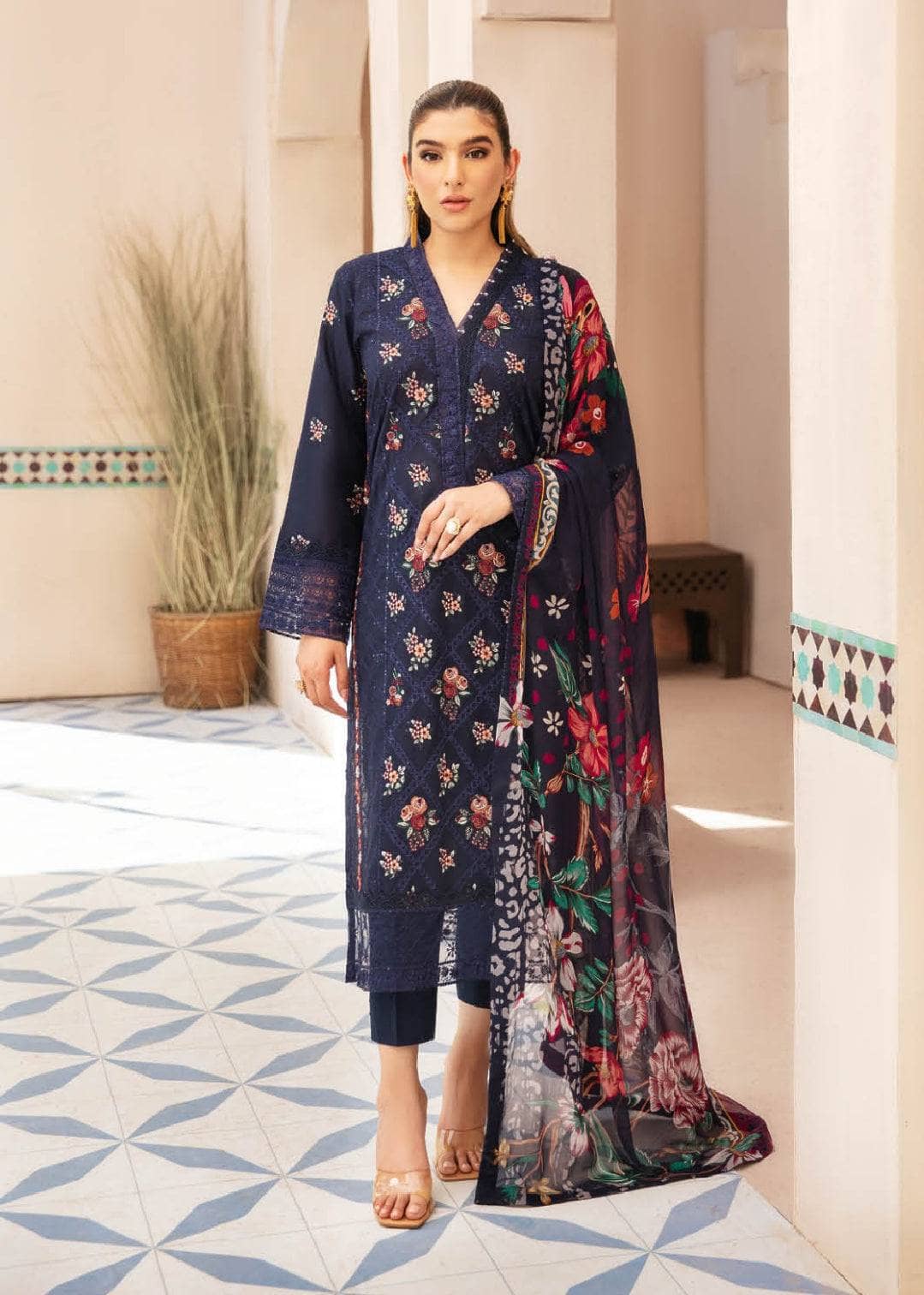 img_ramsha_andaz_lawn_awwal_boutique