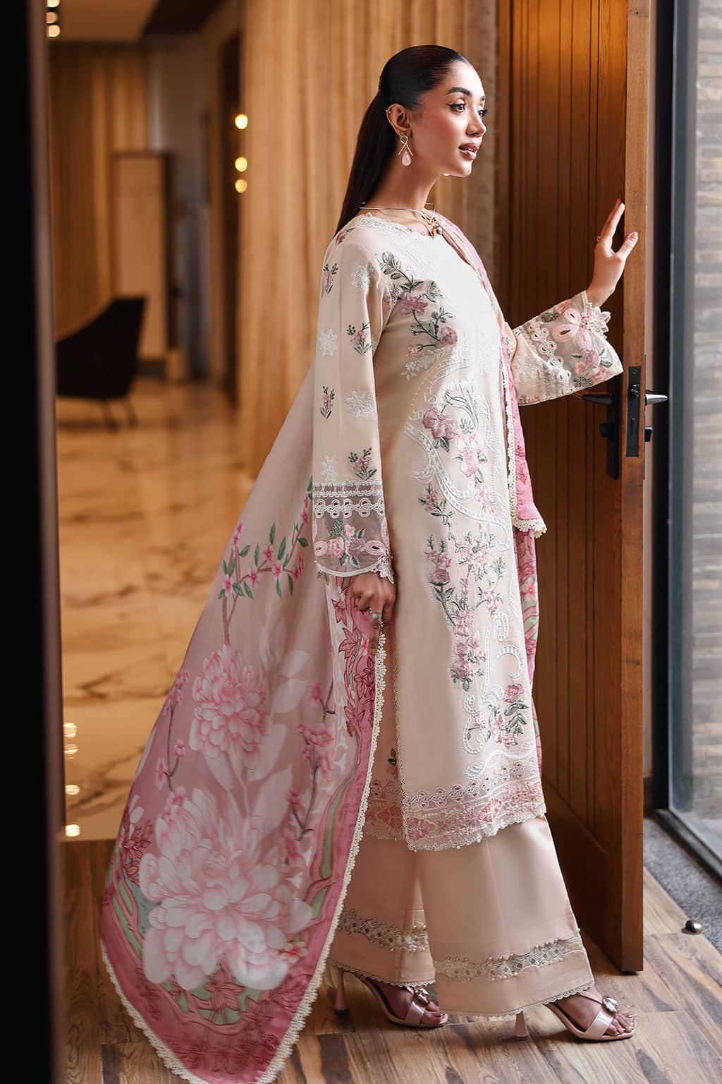 Ramsha Andaz Lawn 26/Z1409/Silk Dupatta