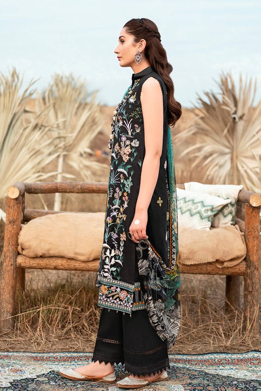 img_ramsha_riwayat_lawn_23_awwal_boutique