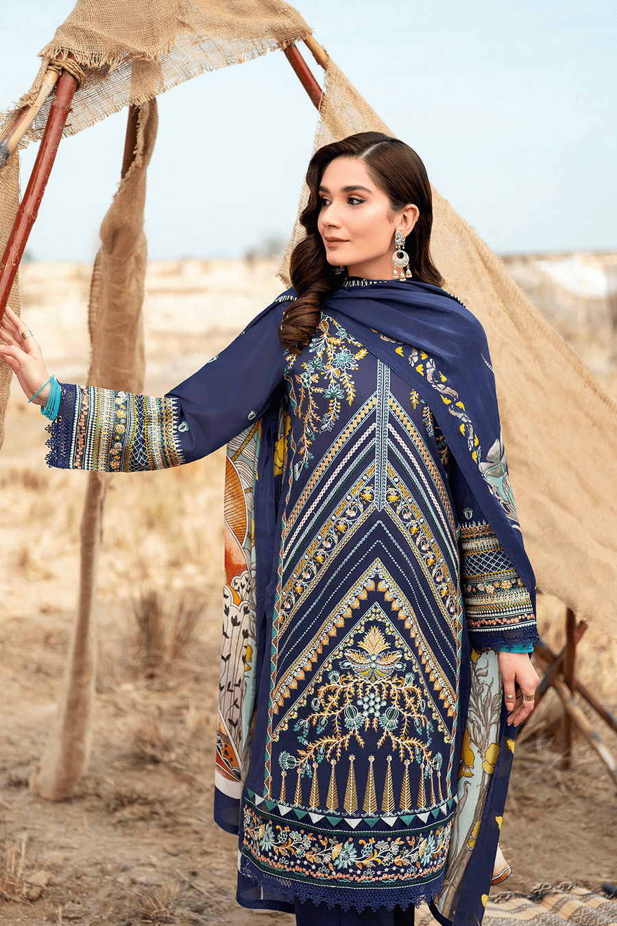 img_ramsha_riwayat_lawn_23_awwal_boutique