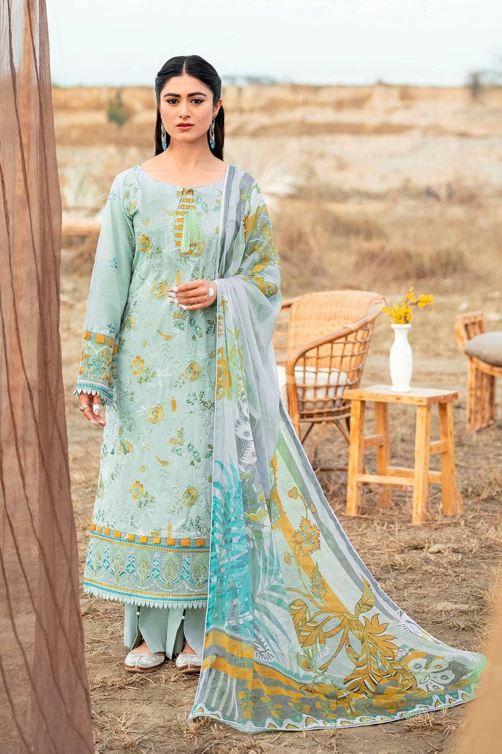 img_ramsha_riwayat_lawn_23_awwal_boutique