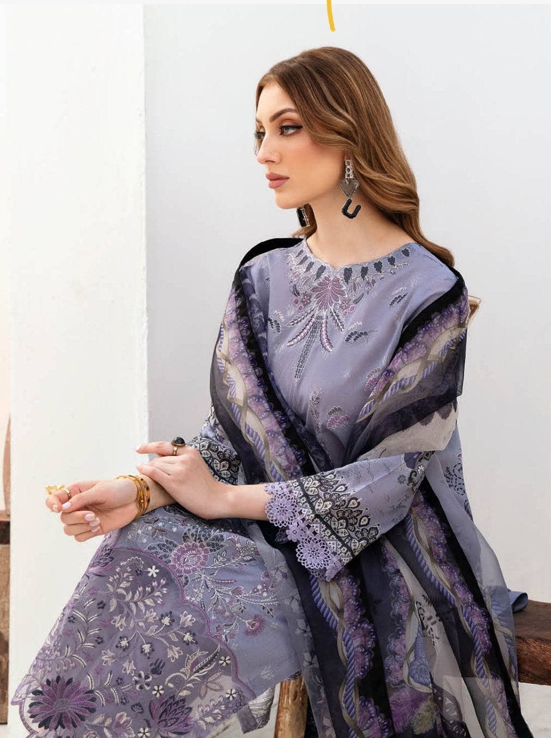 img_ramsha_lawn_awwal_boutique