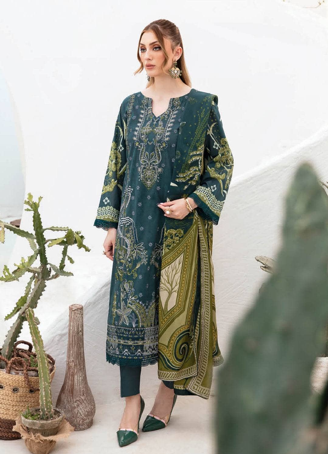 img_ramsha_lawn_awwal_boutique