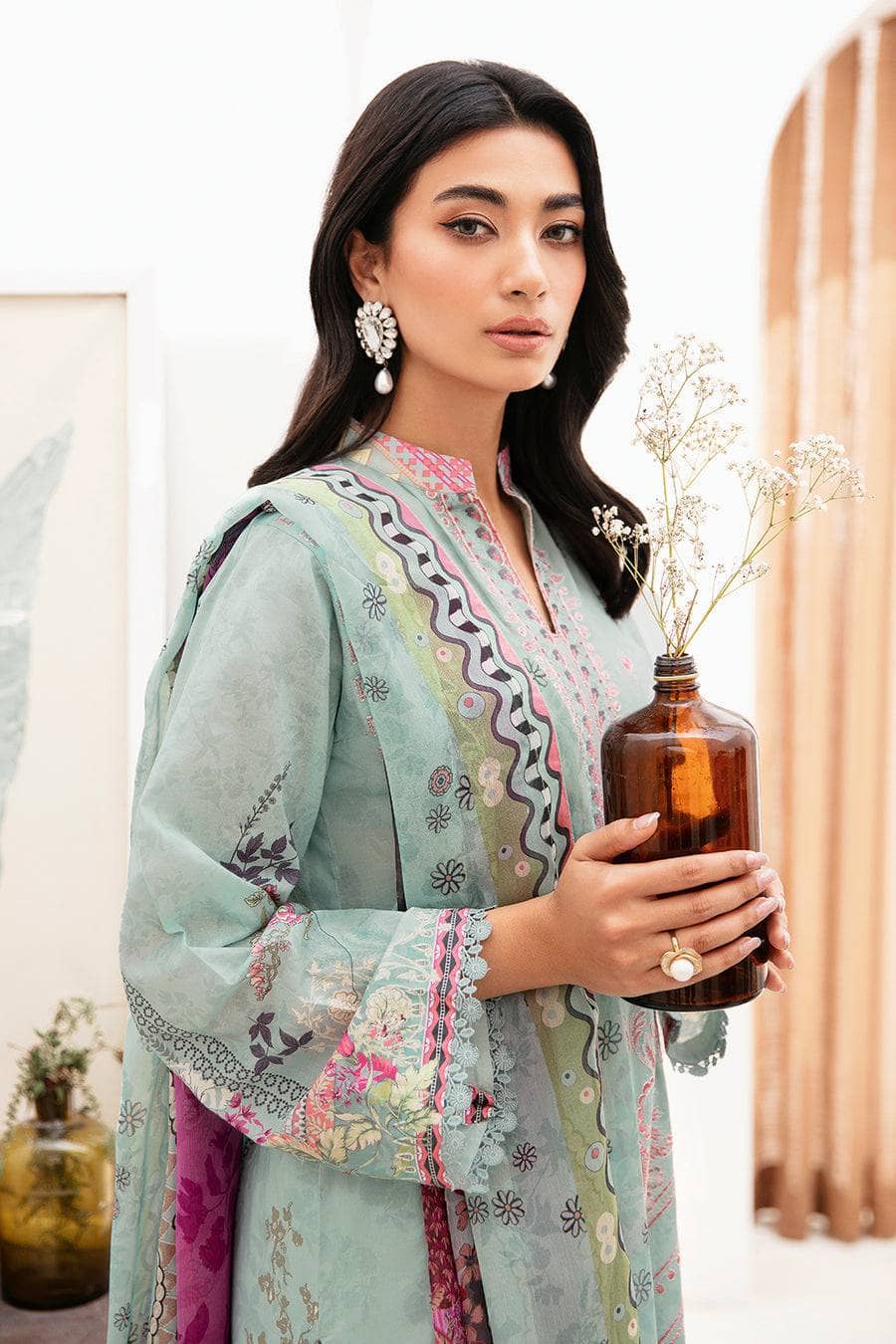img_ramsha_lawn_vol_11_awwal_boutique