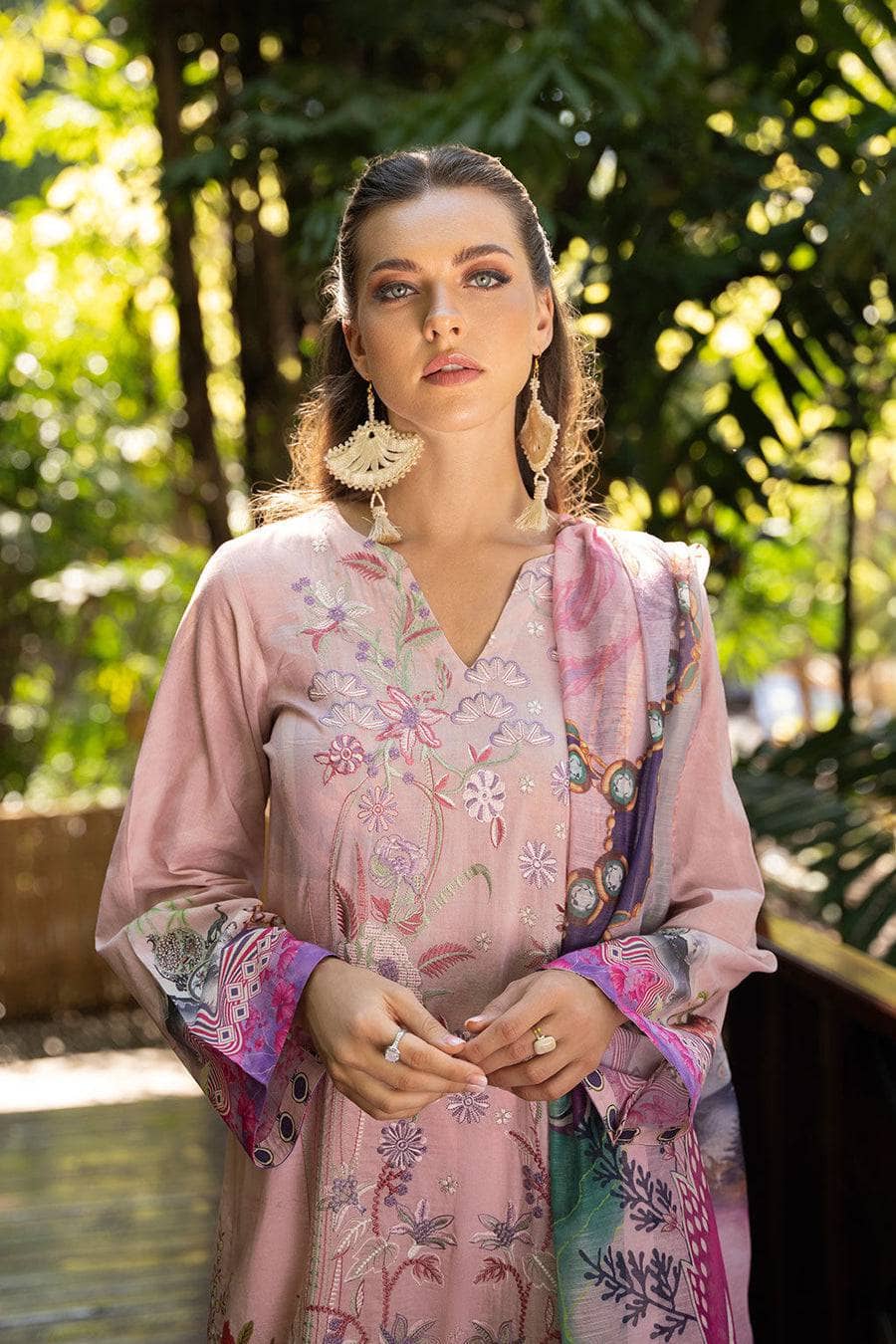 ing_ramsha_ghazal_lawn_awwal_boutique