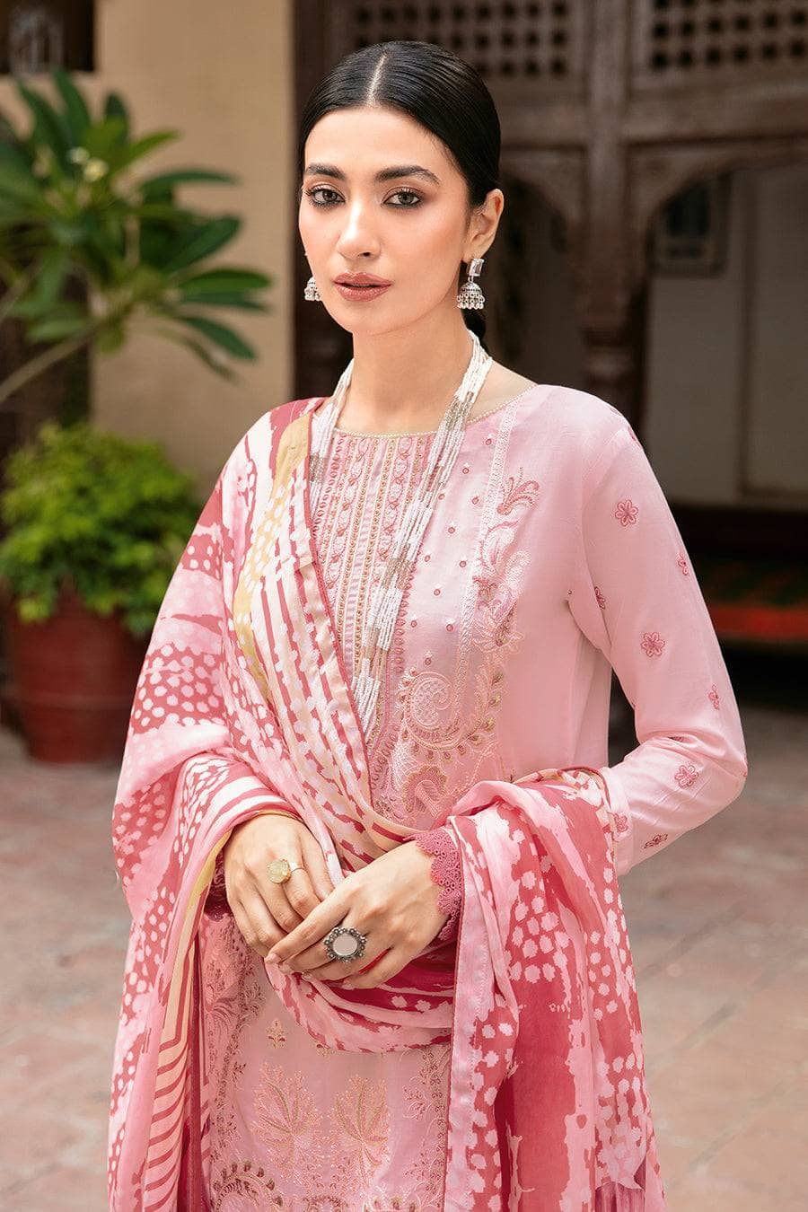 Restocked/Mashaal Lawn by Ramsha 24/Silk Dupatta