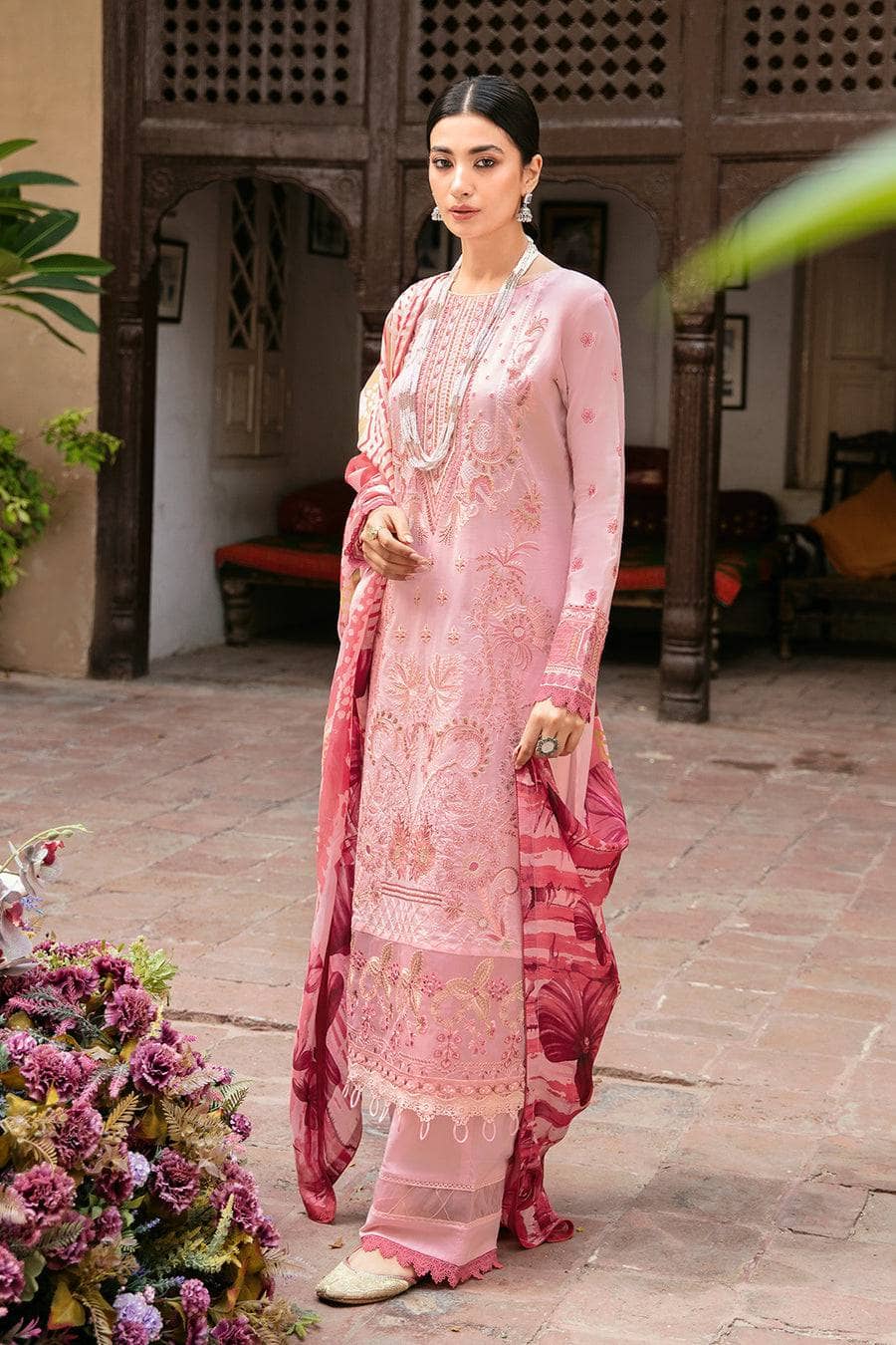 img_ramsha_mashaal_silk_dupatta_lawn_awwal_boutique