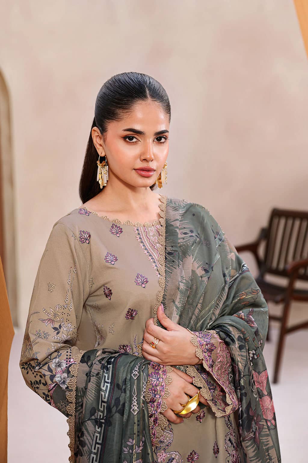 Mashaal Lawn by Ramsha Vol 15/Munark Dupatta L-1504