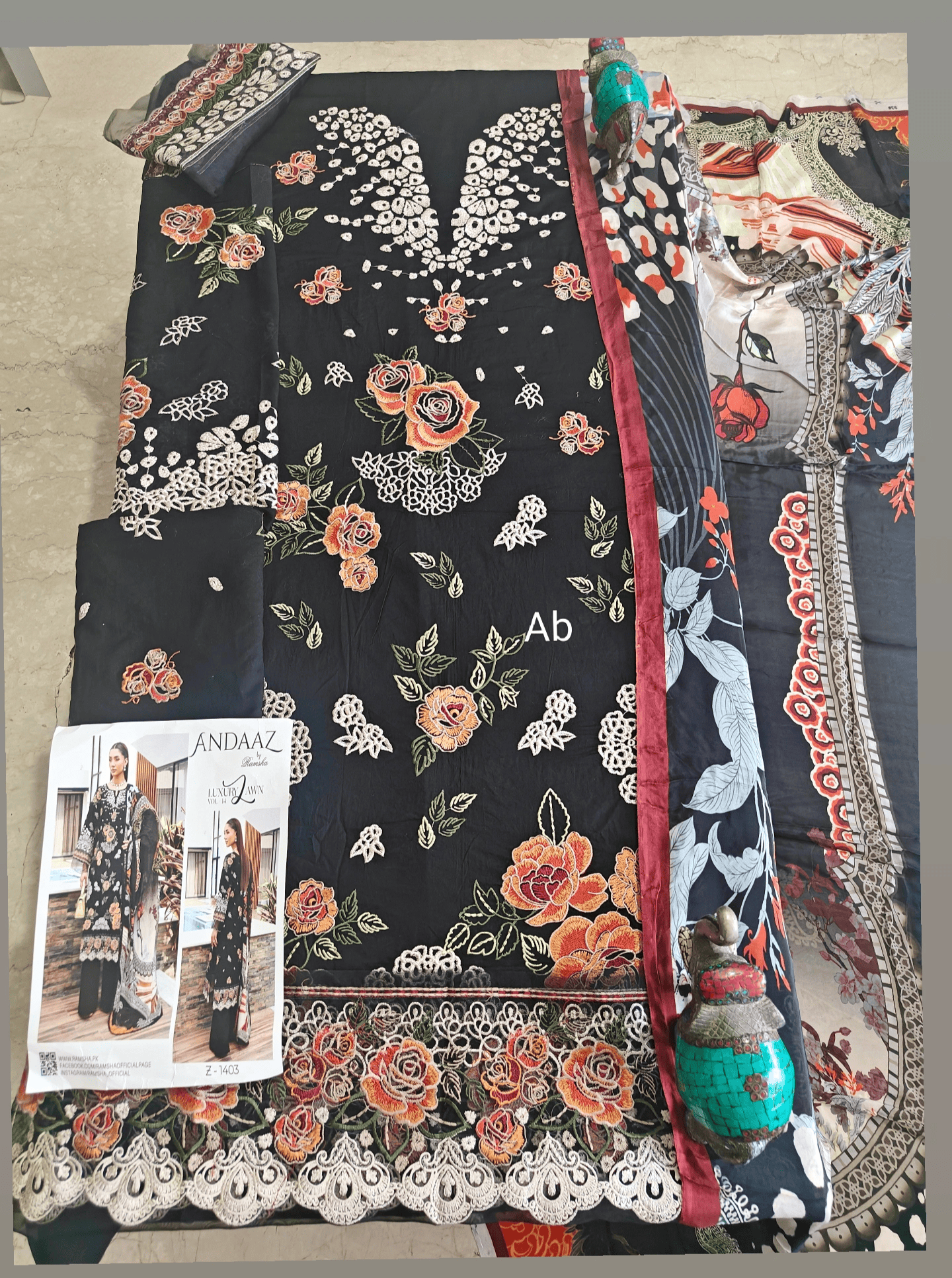 img_nureh_lawn_awwal_boutique