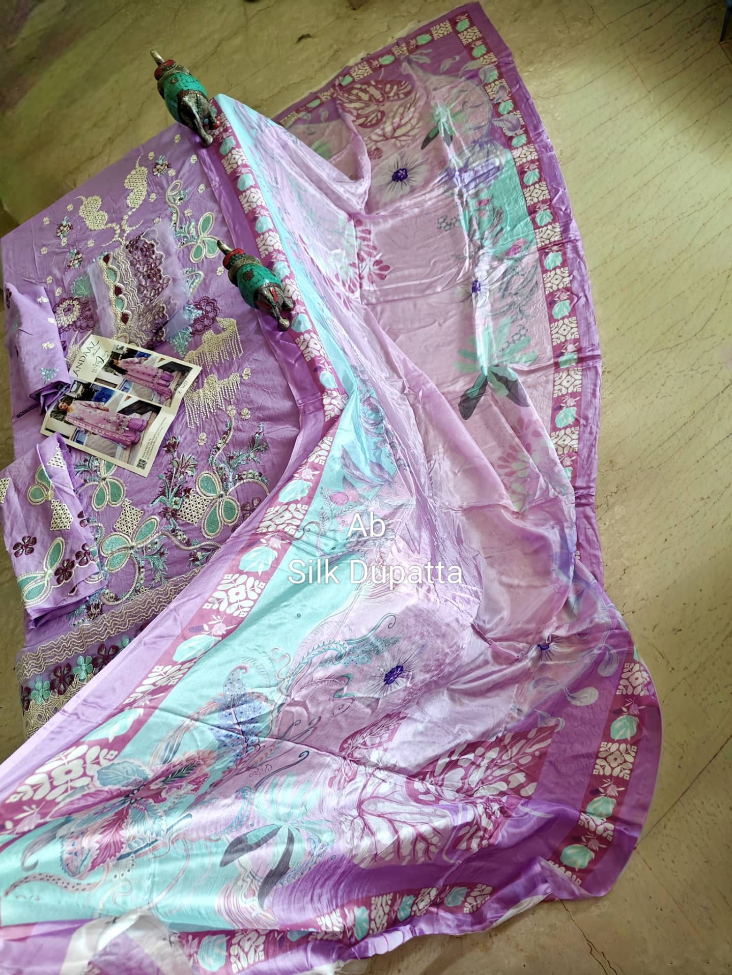 img_ramsha_lawn_awwal_boutique