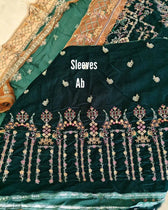 img_open_pic_ramsha_velvet_awwal_boutique