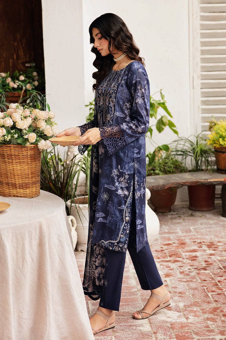 img_ramsha_rangrez_lawn_24_awwal_boutique