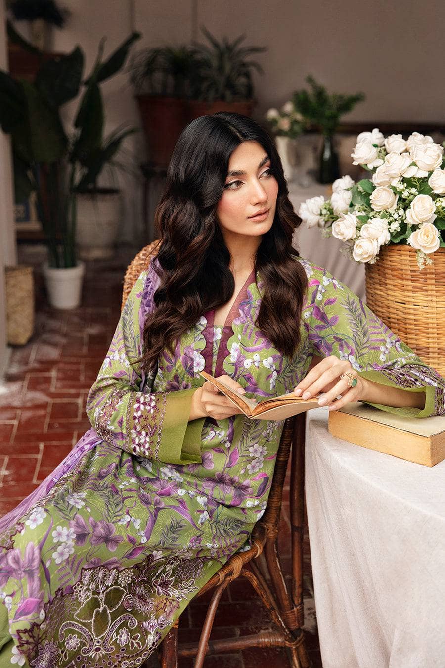 img_ramsha_rangrez_lawn_24_awwal_boutique