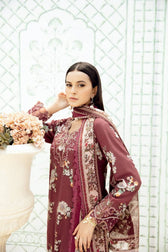 Ramsha Rangrez Lawn 25