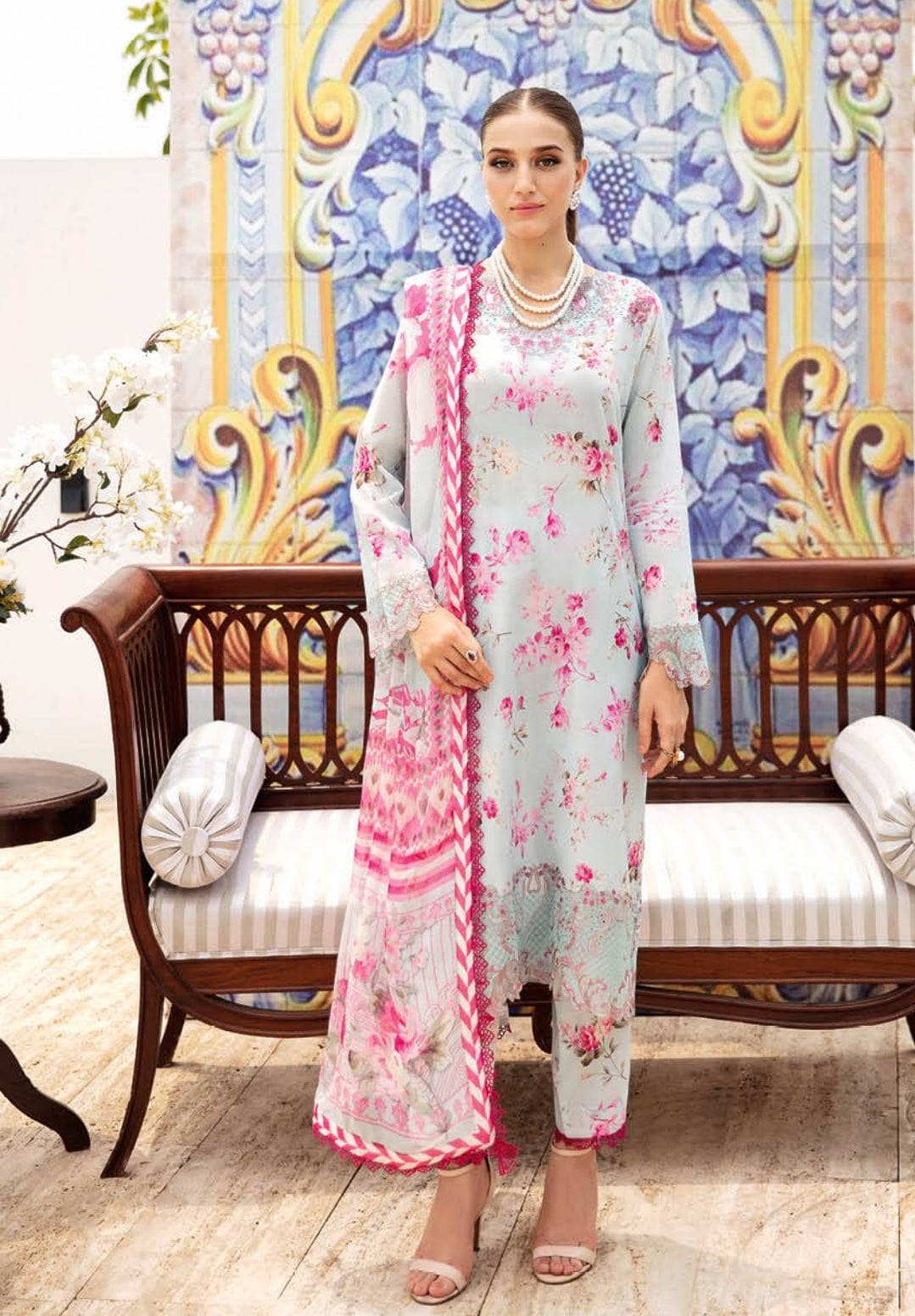 img_ramsha_rangrez_lawn_25_awwal_boutique