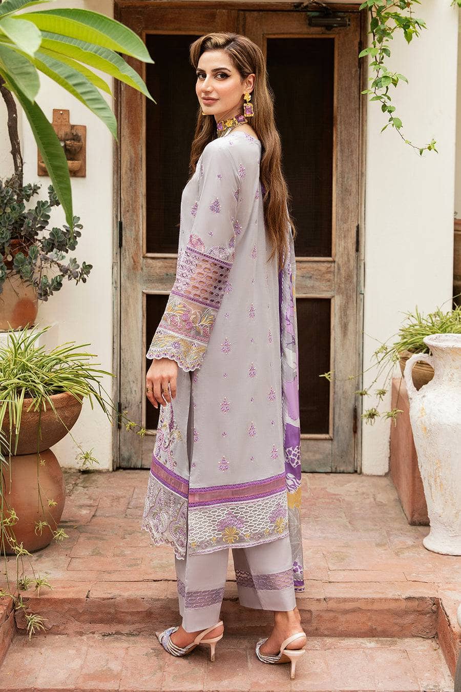 img_ramsha_riwayat_lawn_24_awwal_boutique
