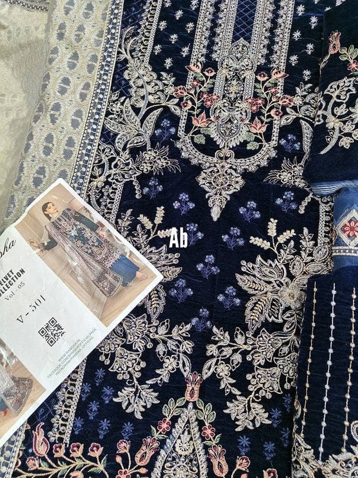 img_ramsha_velvet_awwal_boutique