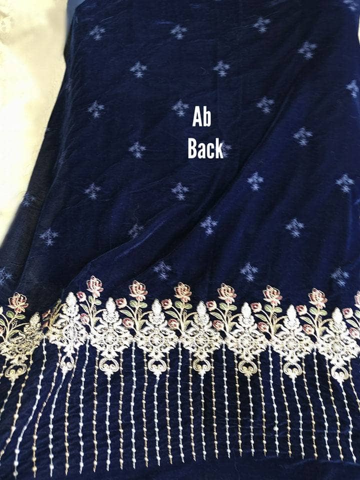 img_ramsha_velvet_awwal_boutique