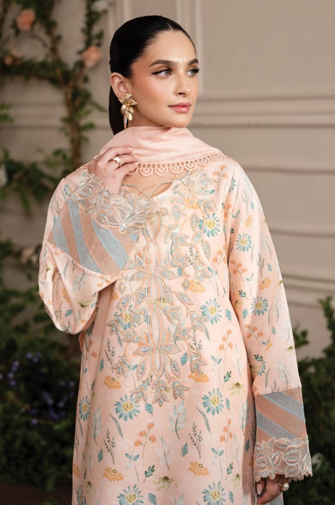 img_rang_rasiya_lawn_awwal_boutique