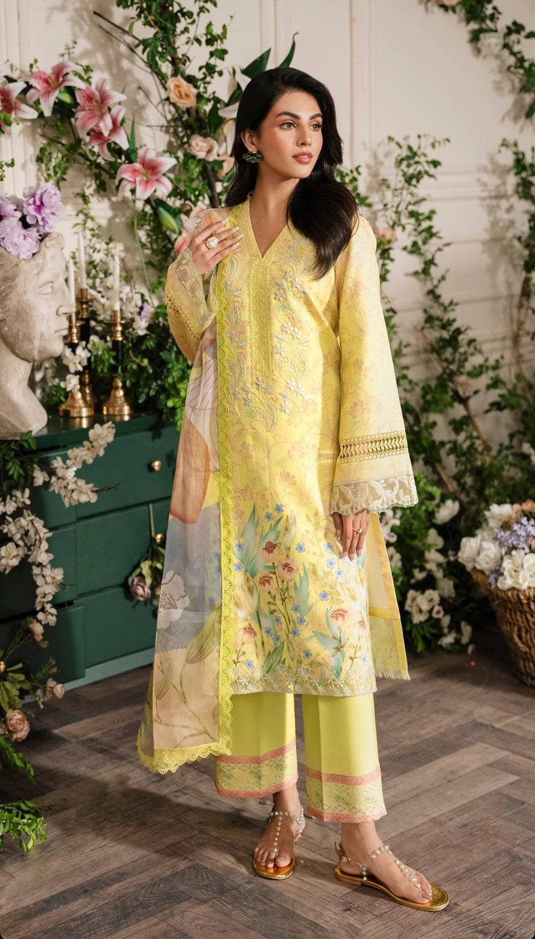 img_rang_rasiya_lawn_awwal_boutique
