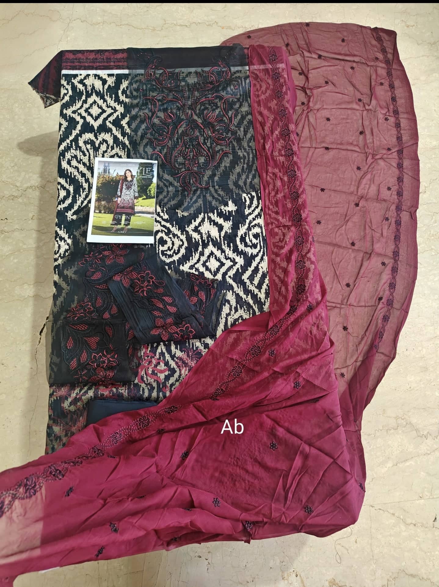 img_rang_rasiya_lifestyle_awwal_boutique