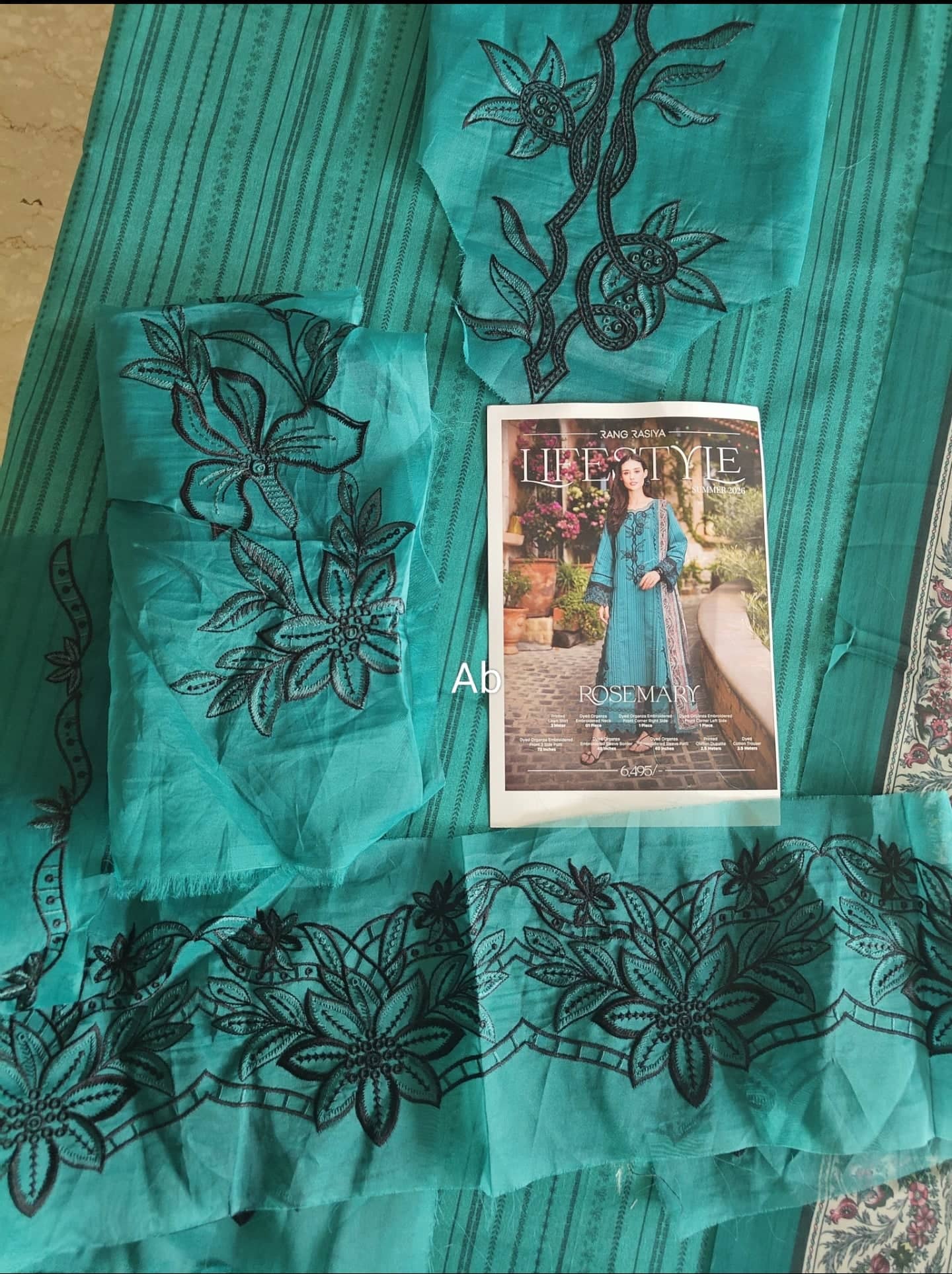 img_rang_rasiya_lifestyle_awwal_boutique