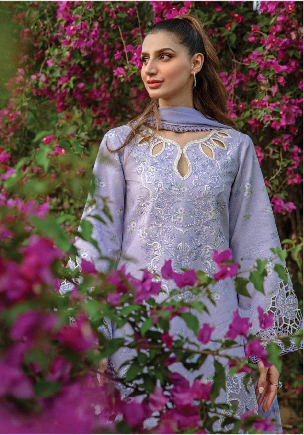 img_rang_rasiya_lawn_carnation_24_awwal_boutique