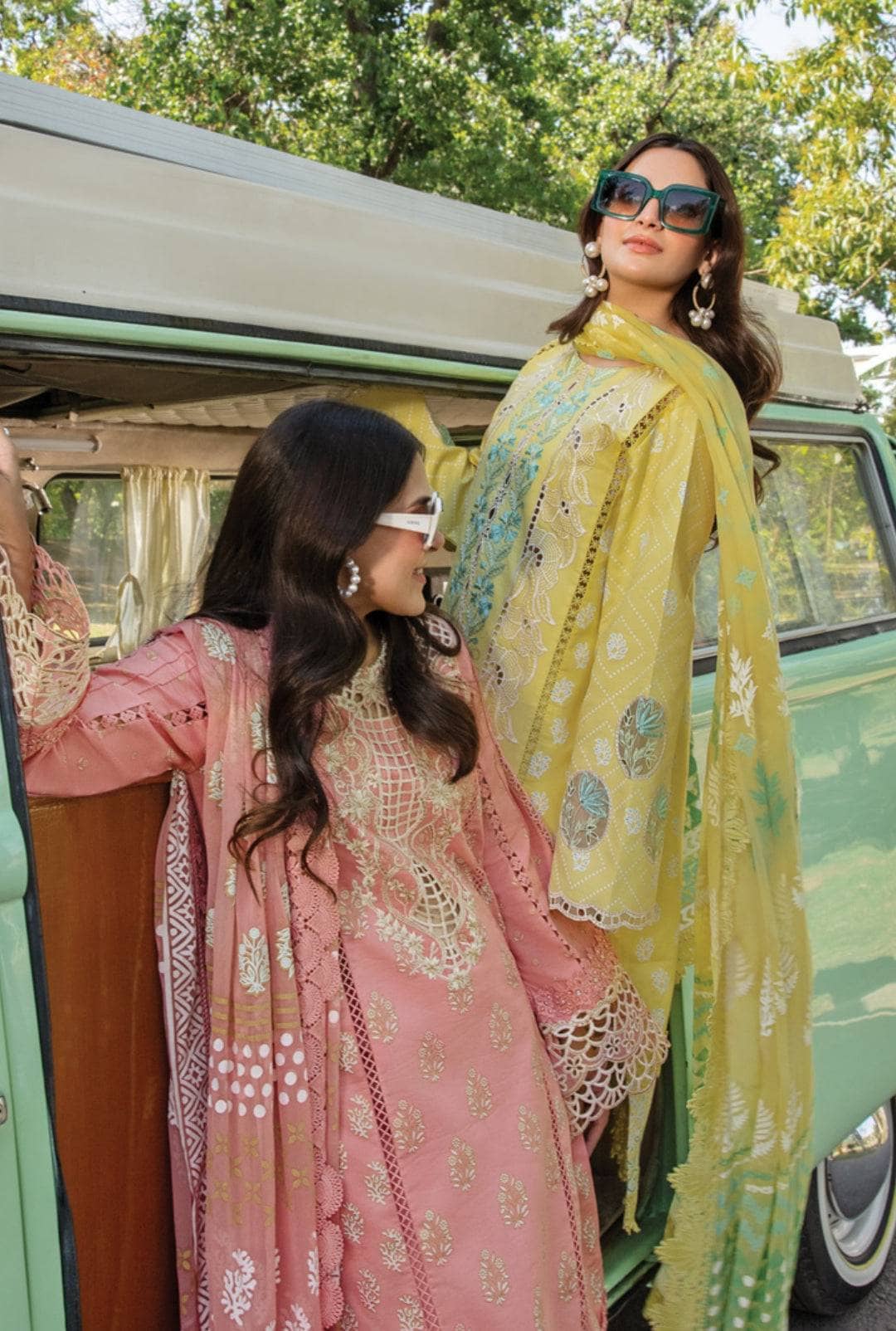 img_rang_rasiya_lawn_carnation_24_awwal_boutique