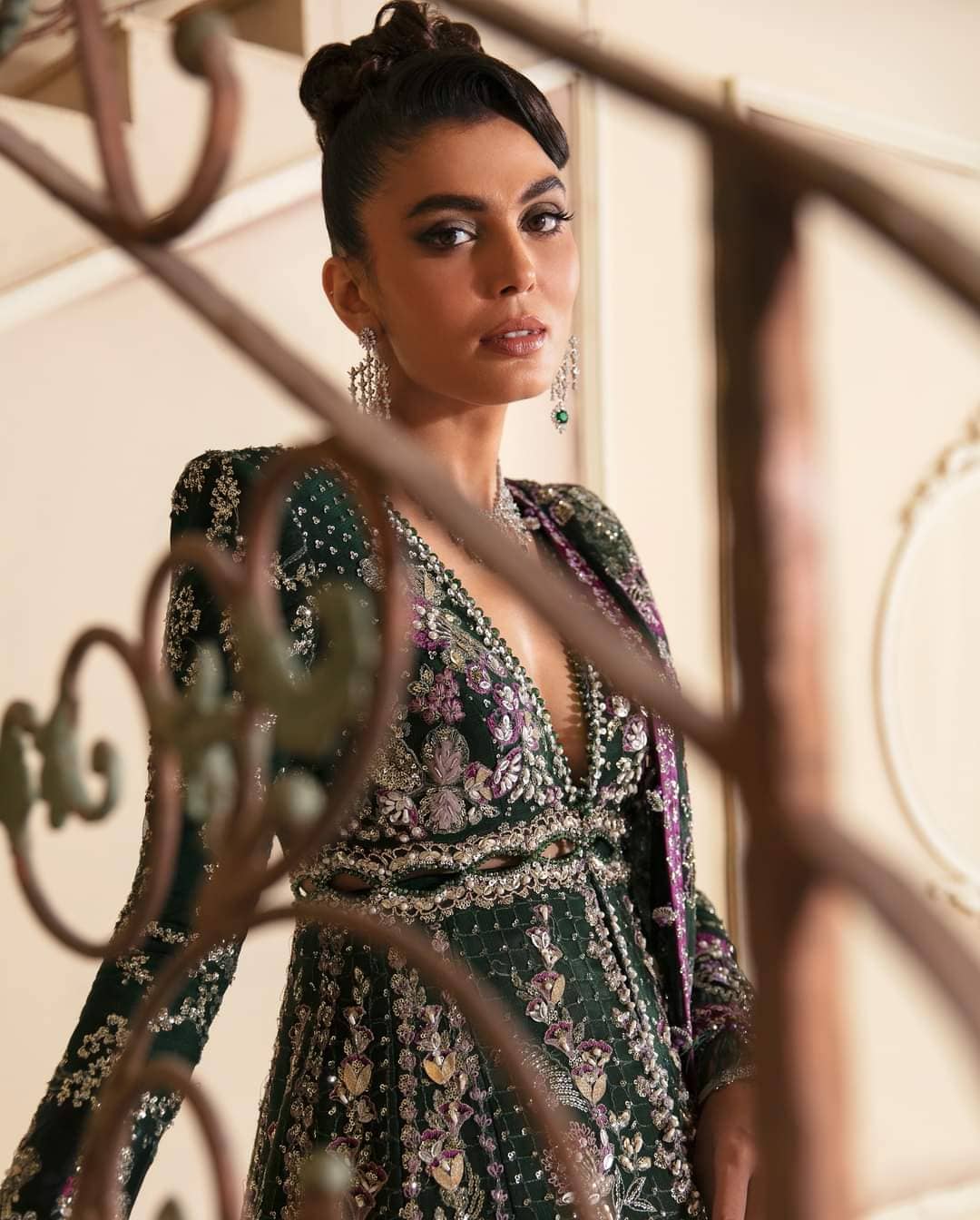 img_republic_womens_wear_wedding_couture_awwal_boutique