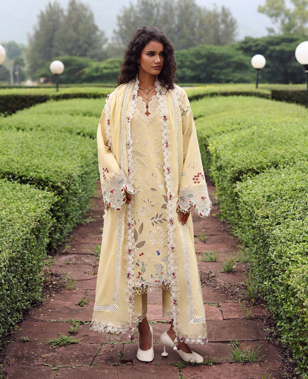 img_republic_womens_wear_lilas_lawn_awwal_boutique