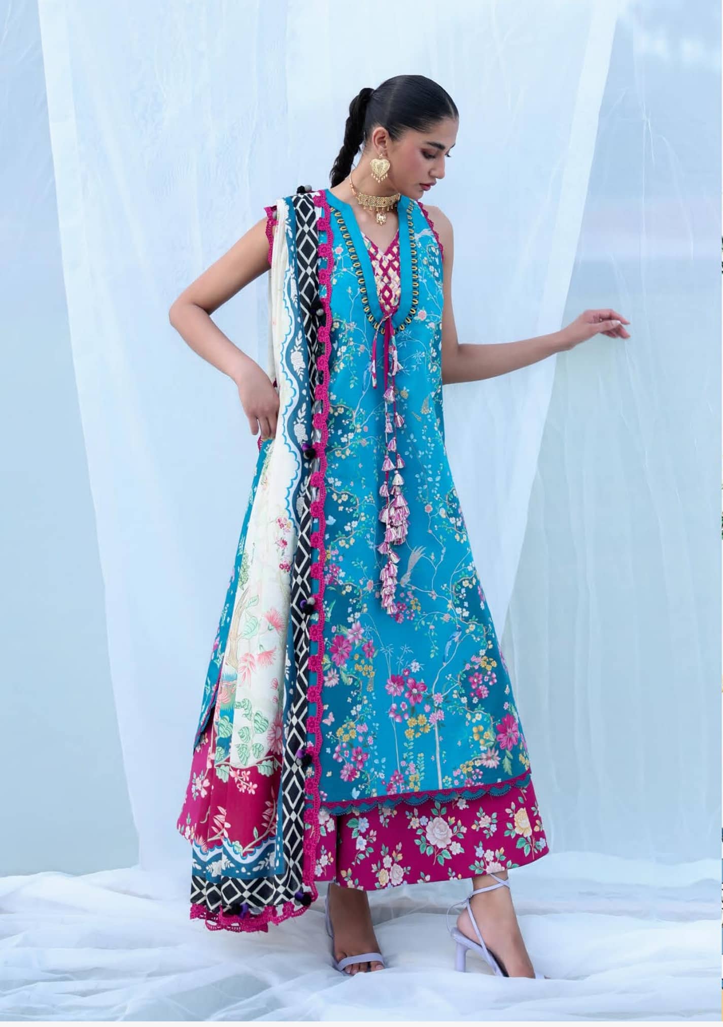 ing_republic_womens_wear_niomi_awwal_boutique