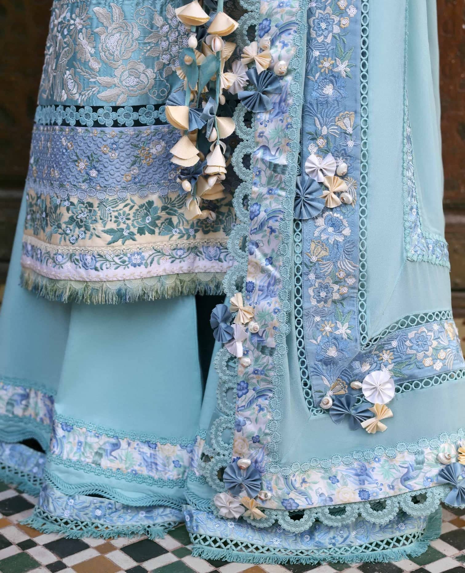 img_republic_womens_wear_reine_awwal_boutique