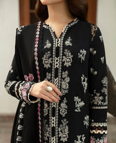 Republic Womenswear Lawn Pakistani Suit Republic Womenswear Winter 24/D9 (Mira)