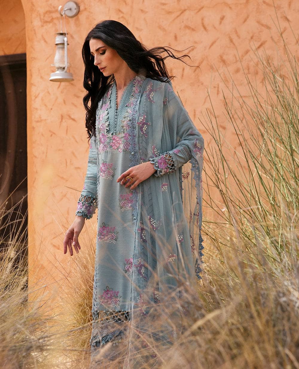 img_republic_womenswear_lawn_23_awwal_boutique