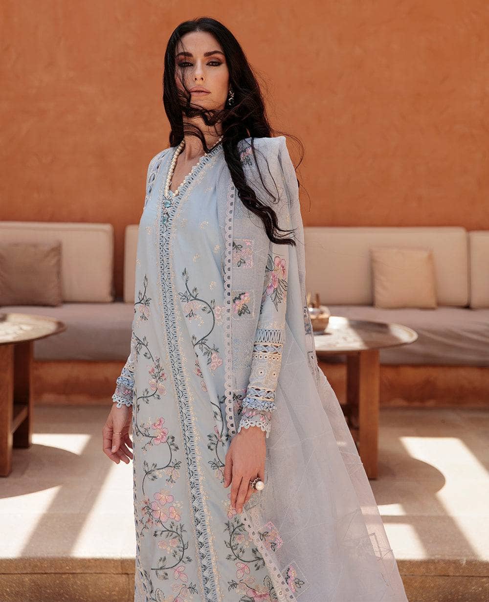 img_republic_womenswear_lawn_23_awwal_boutique
