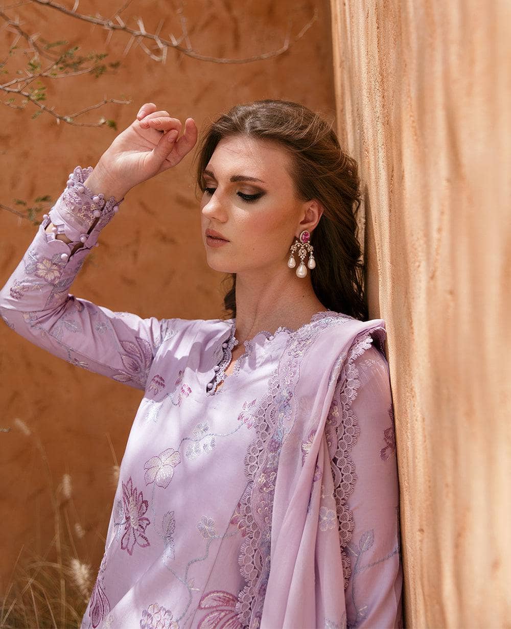 img_republic_womenswear_lawn_23_awwal_boutique
