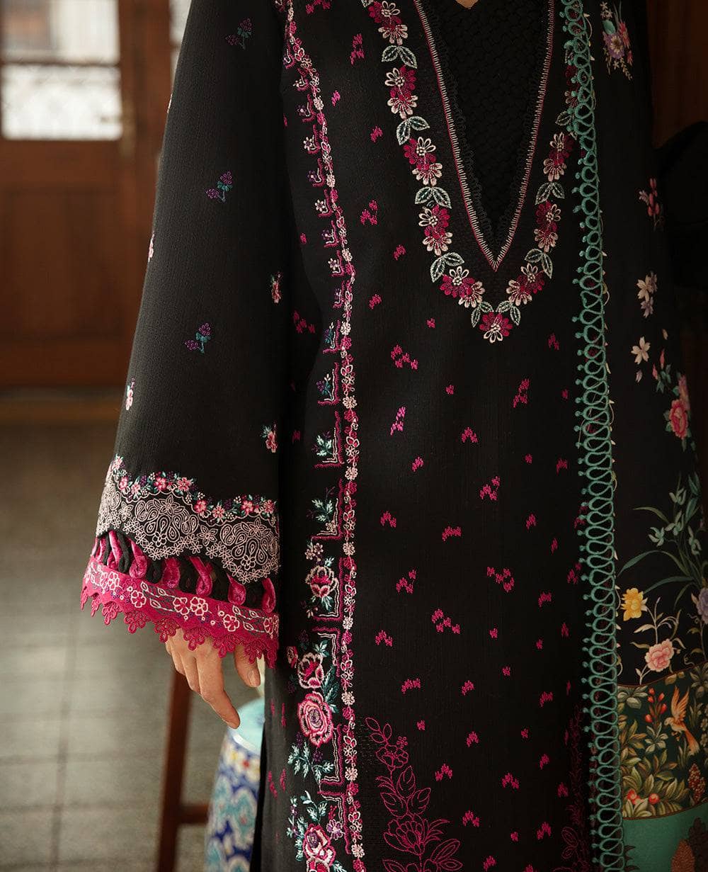 Republic Womenswear Winter Pakistani Suits Restocked/Republic Womenswear Winter 24/D10 (Kian)