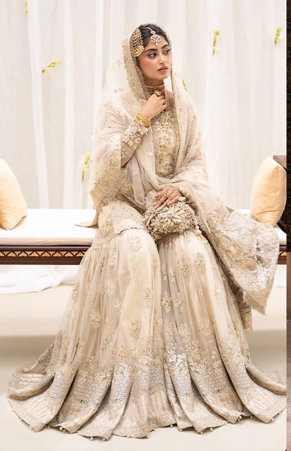 img_restock_pakistani_suits_awwal_boutique