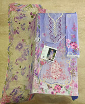img_roheenaz_lawn_awwal_boutique