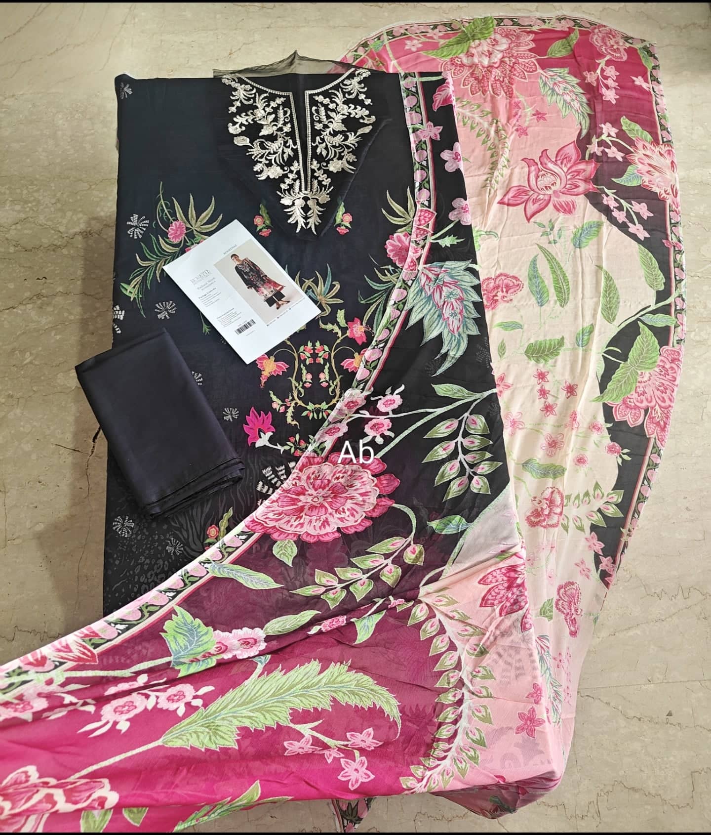 Open Pic/Roheenaz Rosette Lawn/Radiant Noon/Chiffon Dupatta