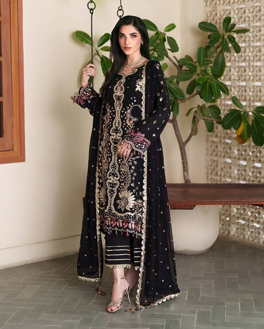 img_roheenaz_silk_awwal_boutique