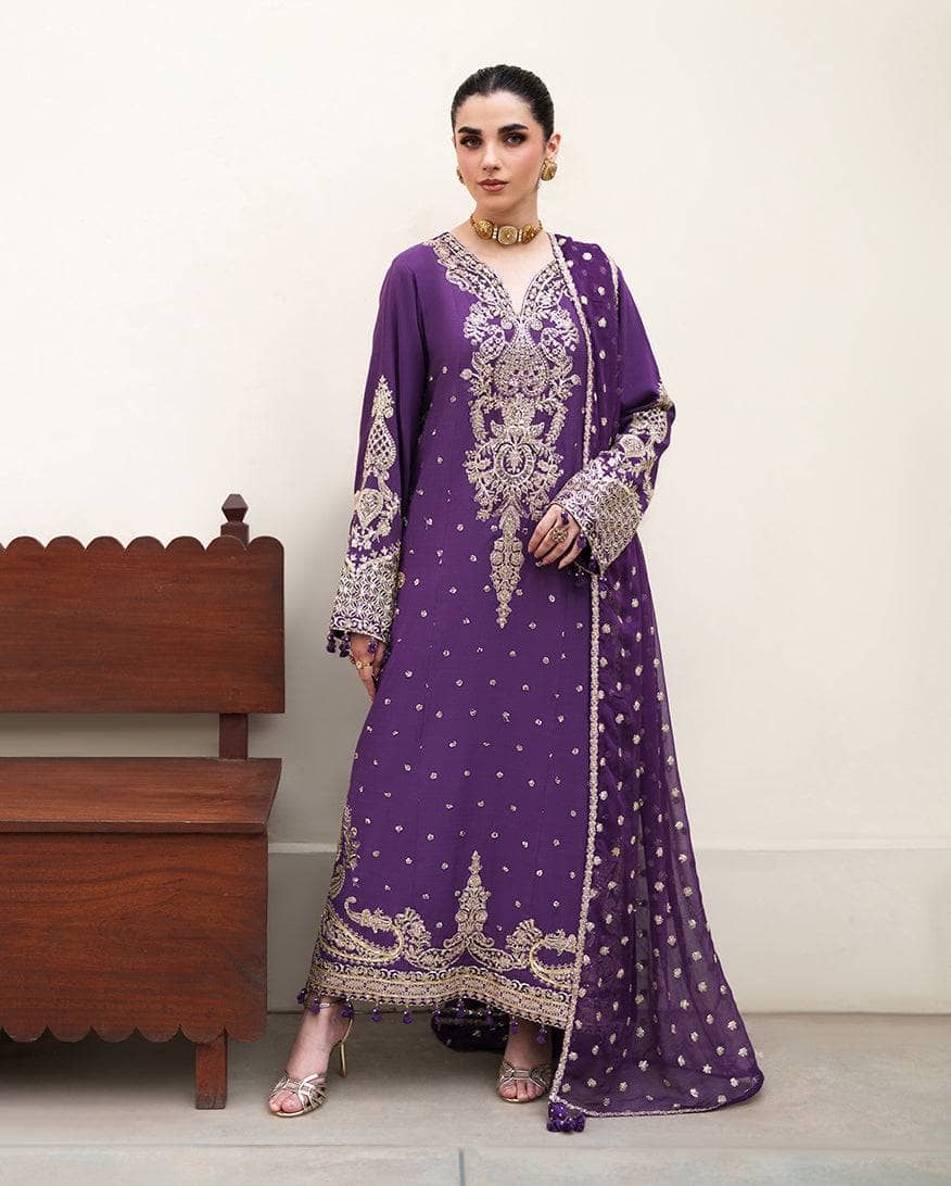 img_roheenaz_silk_awwal_boutique