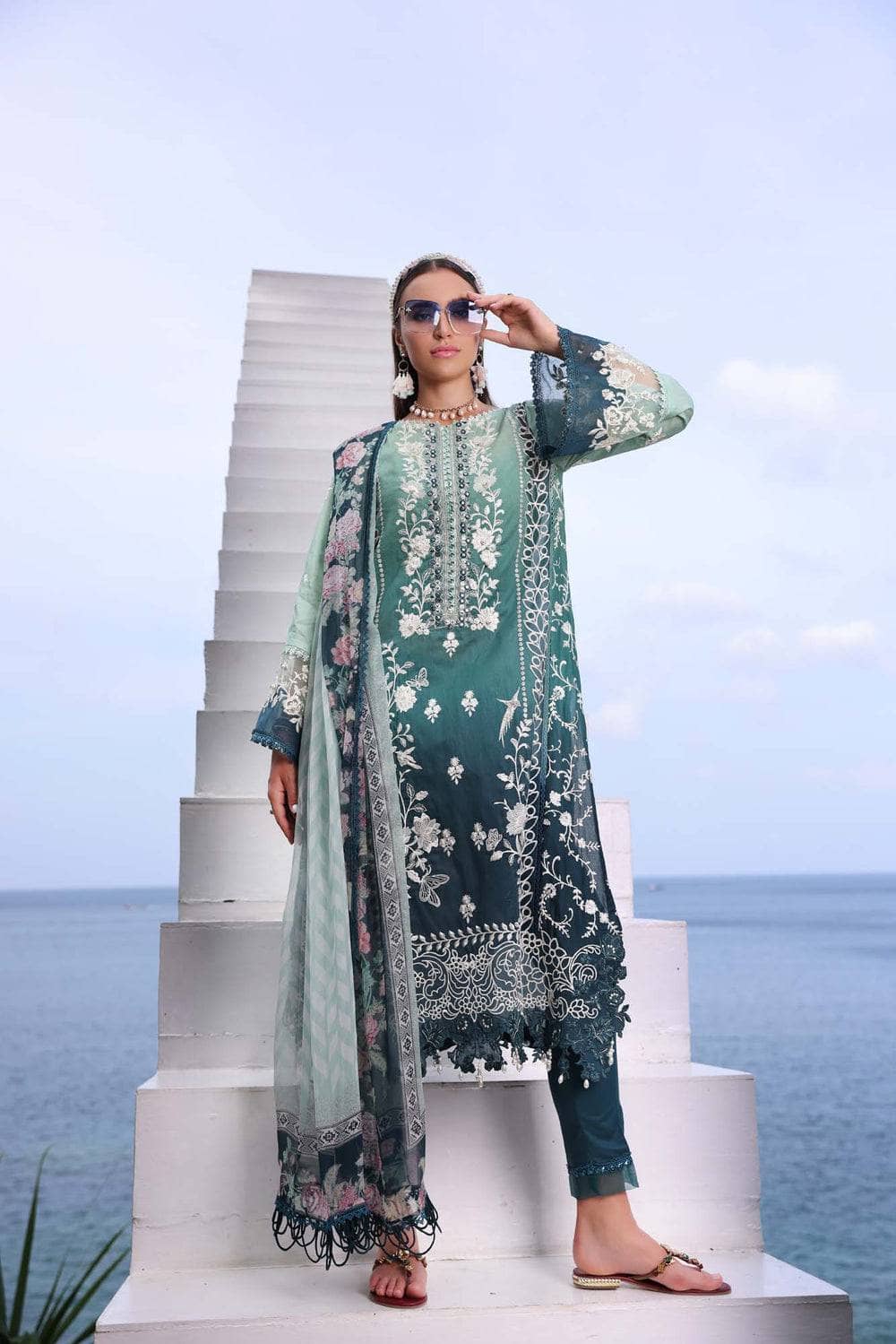 img_saadia_asad_noor_luxe_printkari_awwal_boutique